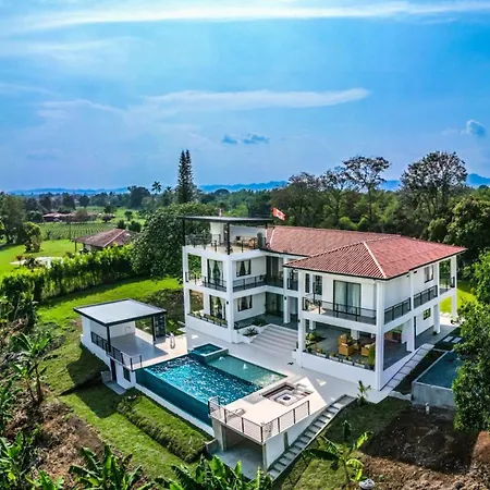 Grand Cypress Luxury Home Montenegro Exterior photo