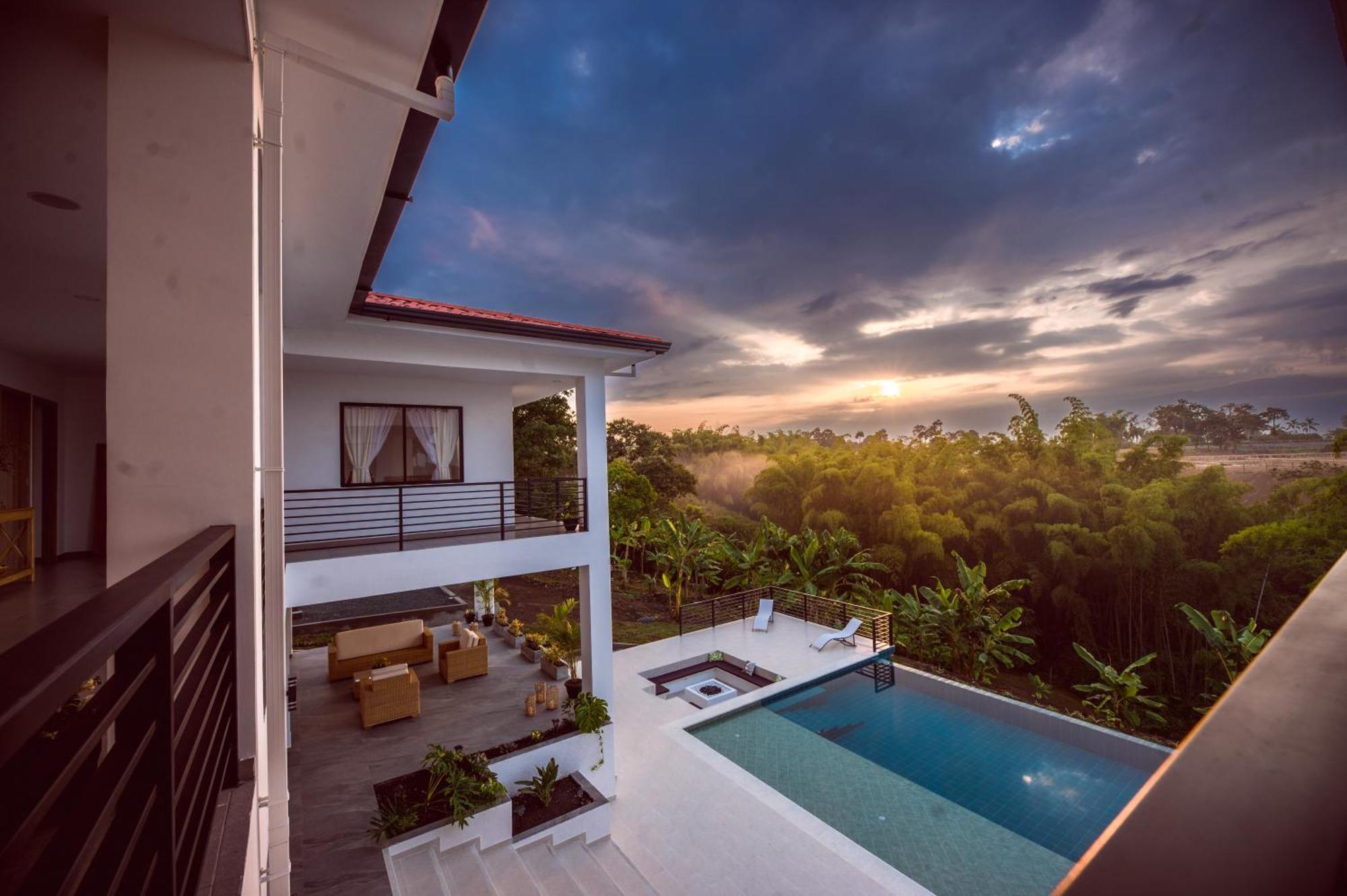 Grand Cypress Luxury Country house *